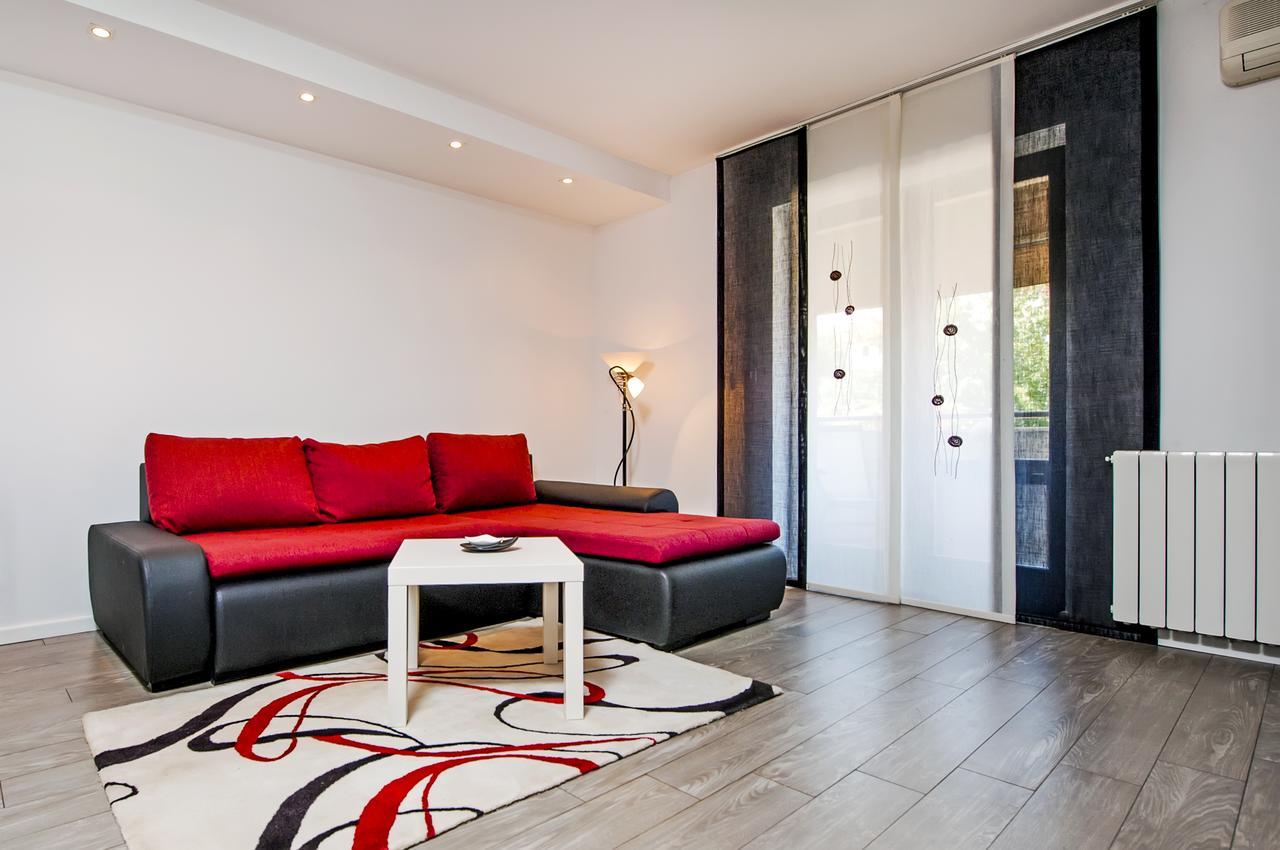 Cerin Apartment โรวีน ภายนอก รูปภาพ