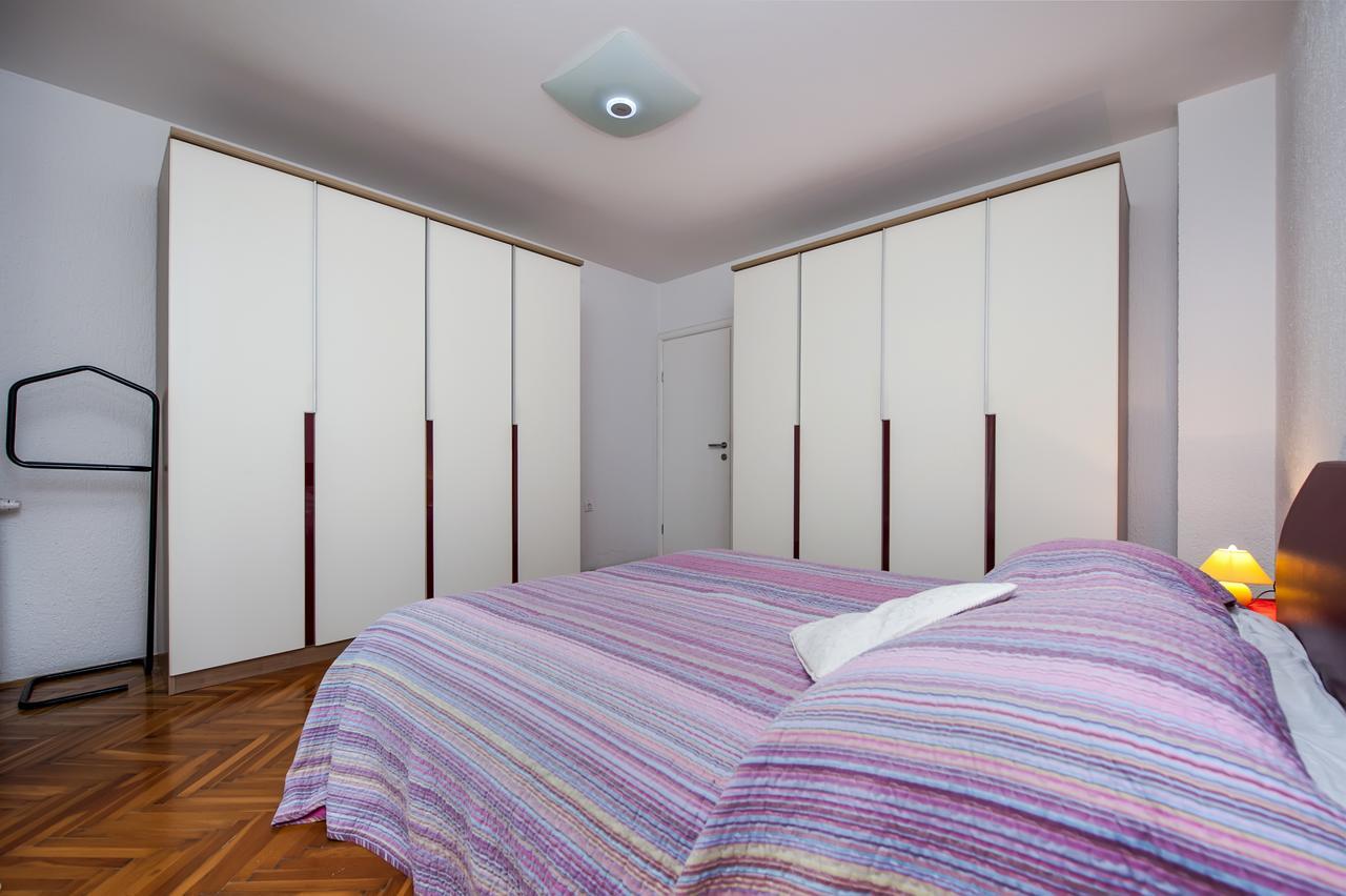 Cerin Apartment โรวีน ภายนอก รูปภาพ