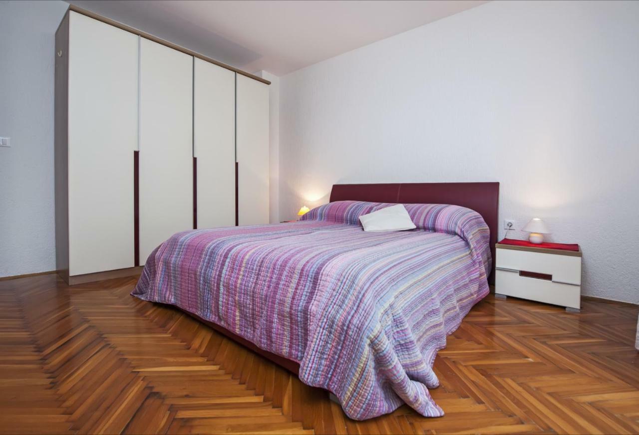 Cerin Apartment โรวีน ห้อง รูปภาพ